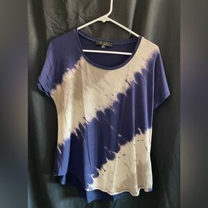 B.L.E.U. Navy and Cream Tie-Dye Short Sleeve Top